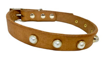 Load image into Gallery viewer, DUCHESS leather dog collar
