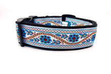 Load image into Gallery viewer, Detailed dog collar
